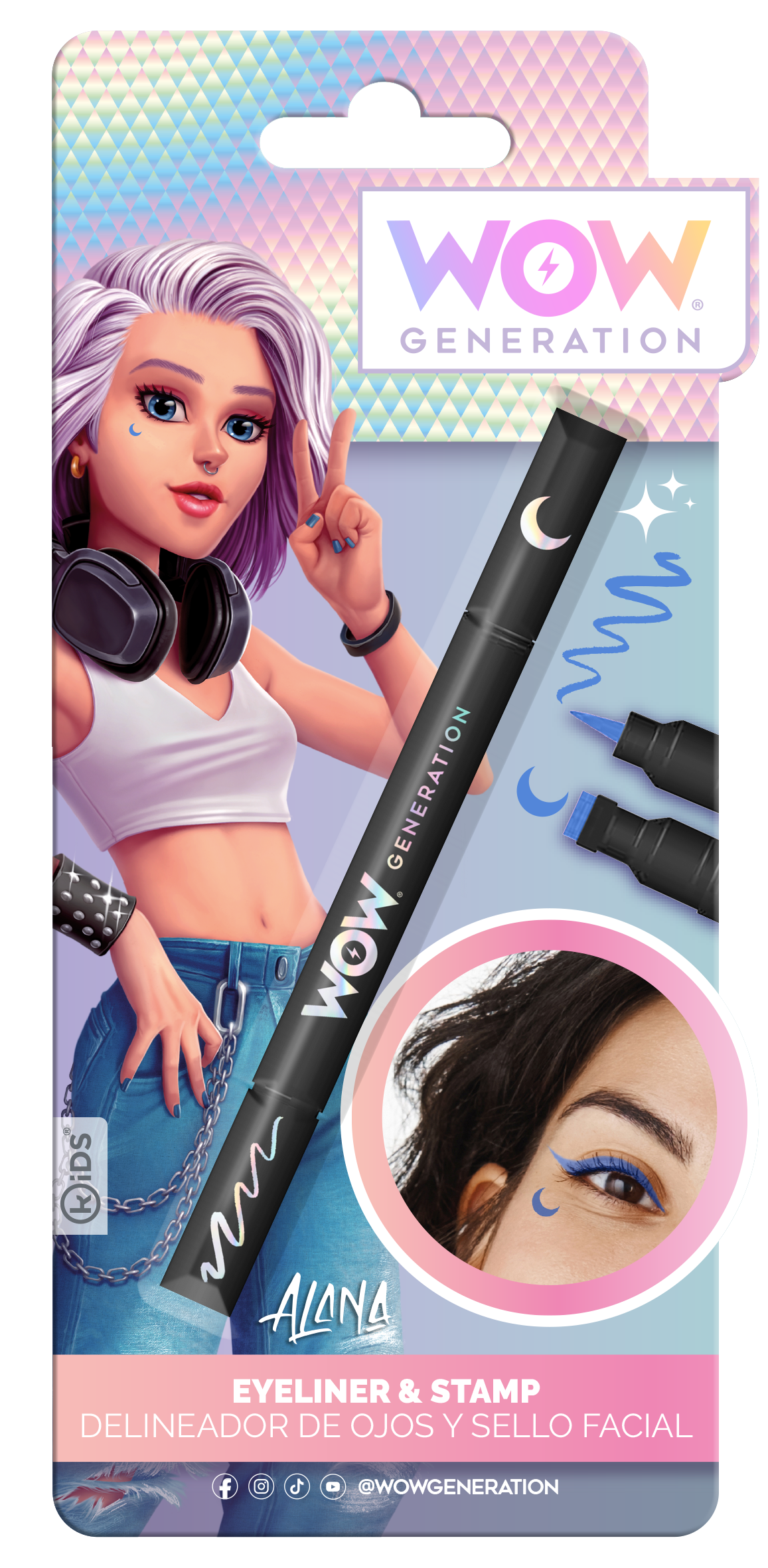 EYELINER & ANSIGTS STEMPEL WOW GENERATION
WOW Generation Eyeliner og stempel er perfekt til at afrunde din datters simple make-up looks. Du behøver ikke store ting for at skille dig ud, derfor er denne eyeliner med ansigtsstempler perfekt til at få dit barn til at ligne en af vores WOW-piger. Eyelinerne er meget tynde og med et strejf af farve, sort eller blå, og ansigtsstemplerne har former som et lyn, et hjerte eller en stjerne.